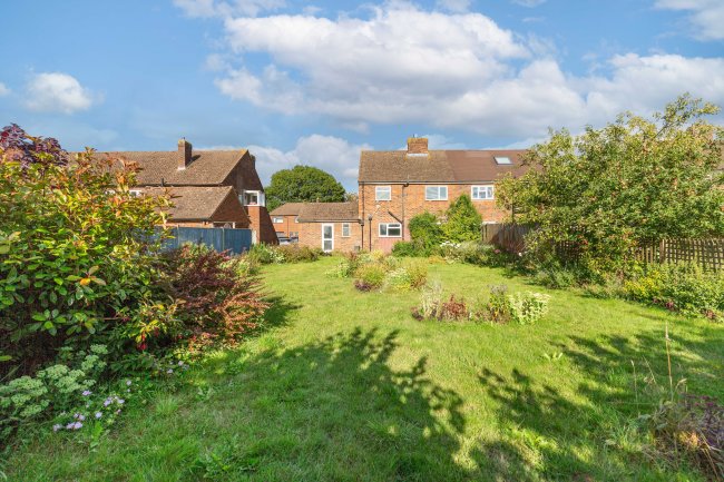 148 Wentworth Way, Sanderstead, South Croydon, Surrey, CR2 9ET 6