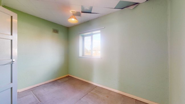 148 Wentworth Way, Sanderstead, South Croydon, Surrey, CR2 9ET 6