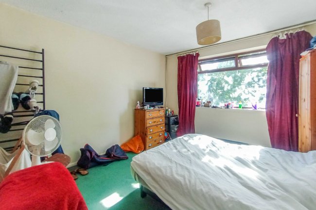 247 West End Road, Ruislip, Middlesex, HA4 6QR 4