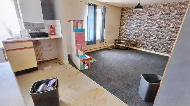 17 & 19 Windsor Place, Fleetwood, FY7 6HQ 9