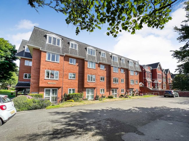 Cambridge Court, Cambridge Road, Churchtown, Southport, PR9 9PU 2