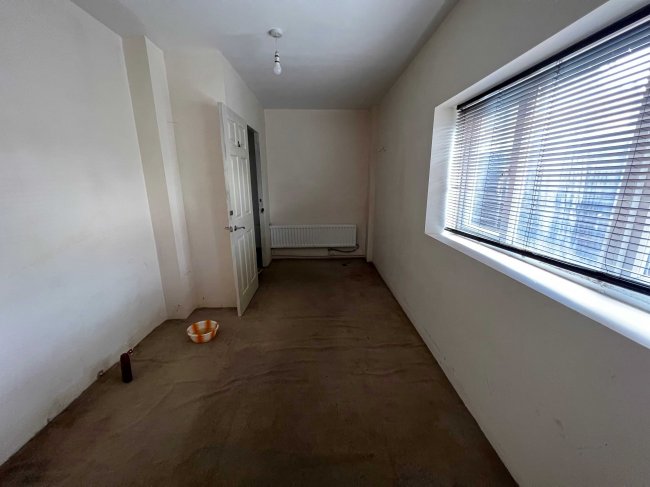 127 Forest Lane, Forest Gate, E7 9BB 5