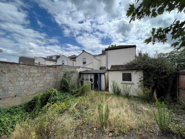 128 Forest Lane, Forest Gate, E7 9BB 5