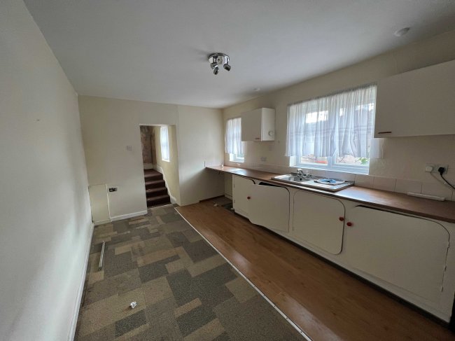 128 Forest Lane, Forest Gate, E7 9BB 5