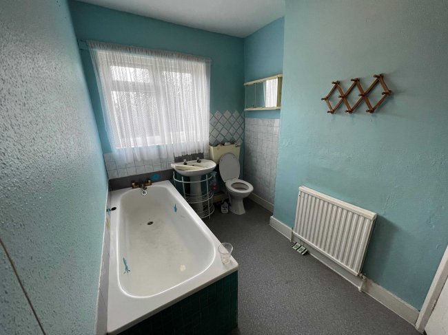 128 Forest Lane, Forest Gate, E7 9BB 5