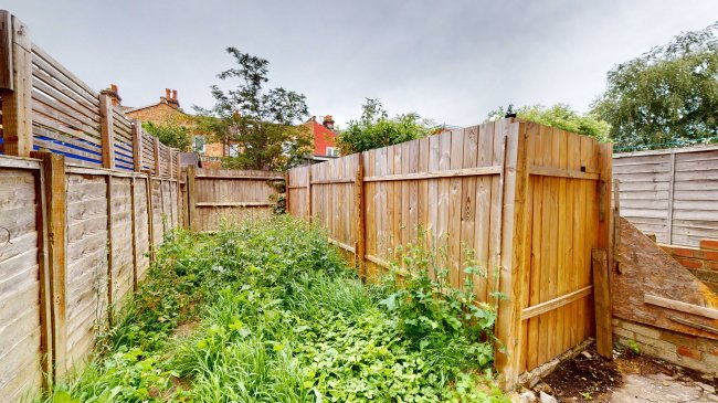 89 Leverson Street, Streatham, London, SW16 6DG 2