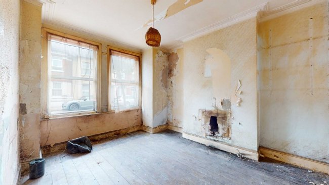 89 Leverson Street, Streatham, London, SW16 6DG 2