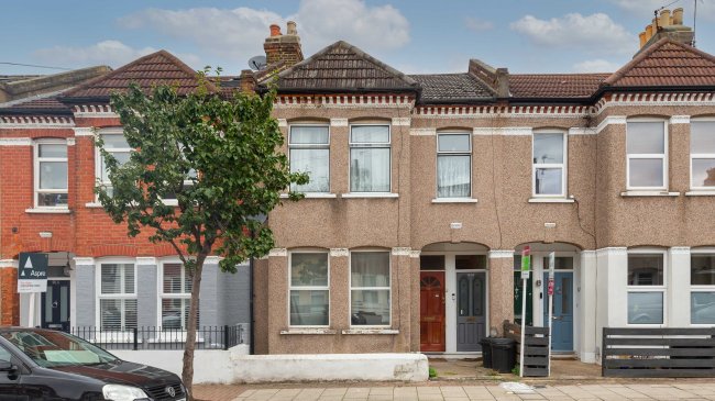 89 Leverson Street, Streatham, London, SW16 6DG 2