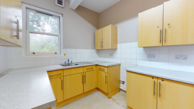 229 St. Margarets Road, Twickenham, TW1 1LU 8