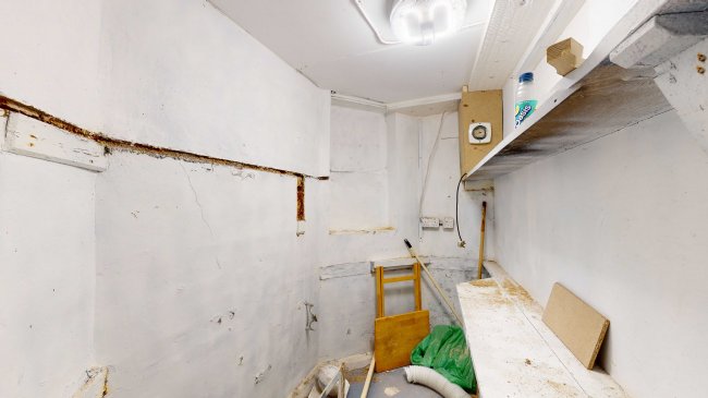 229 St. Margarets Road, Twickenham, TW1 1LU 8