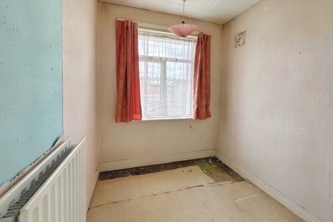 113 Spring Road, Sholing, Southampton, Hampshire, SO19 2NU 8