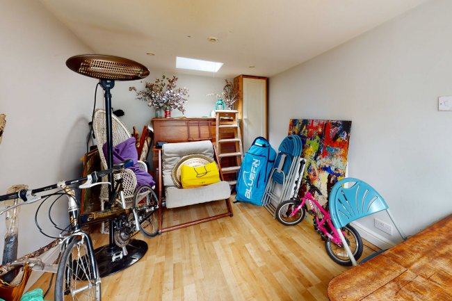 53 Third Avenue, London, W10 4HU  3