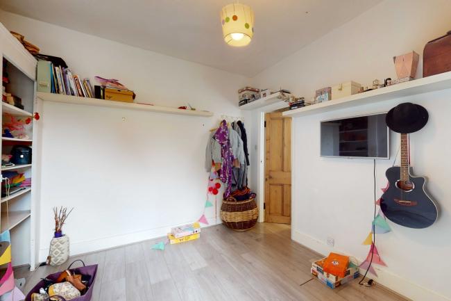 53 Third Avenue, London, W10 4HU  3