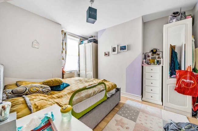 70 Heathfield Road, Croydon, CR0 1EW 9