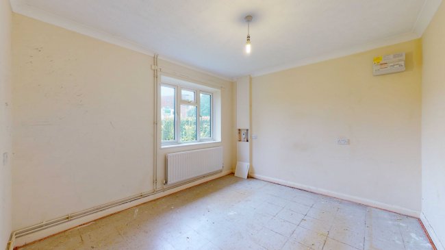 12 Morten Gardens, Denham, Uxbridge, UB9 5ND 9