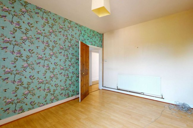 7a Midmoor Road, Balham, London, SW12 0EW 6