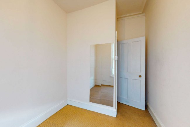 7a Midmoor Road, Balham, London, SW12 0EW 6