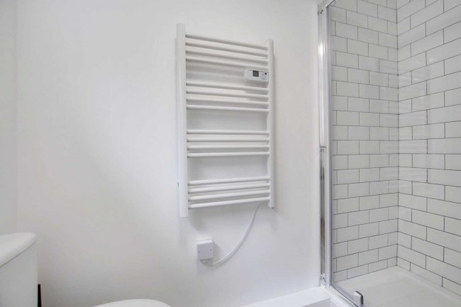 5 Shetland Court, Worthing, East Sussex, BN13 3RL
 4