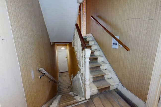 74A Broomwood Road, London SW11 6LA  5