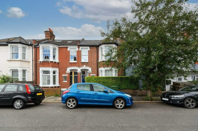 65a Cambray Road, Balham, London, SW12 0ER 7