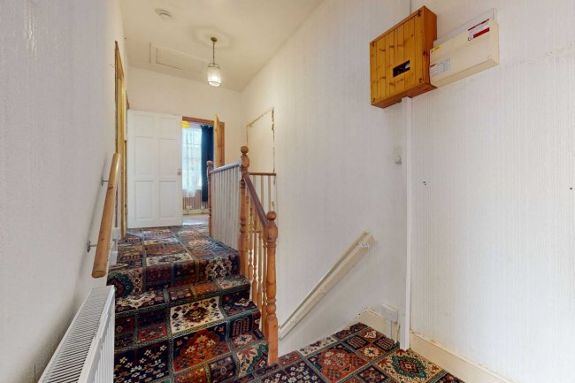 65a Cambray Road, Balham, London, SW12 0ER 7