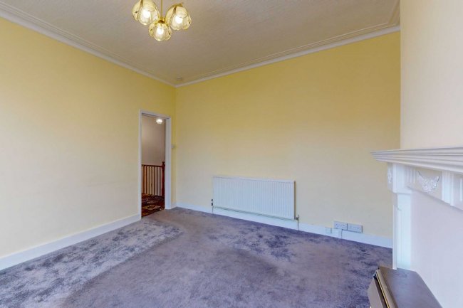 65a Cambray Road, Balham, London, SW12 0ER 7