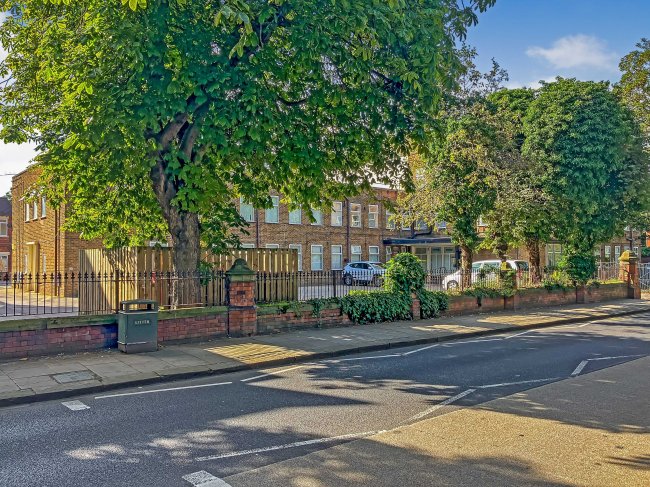 St Georges Court, 44 Thorne Road, Doncaster, DN1 2JA 9