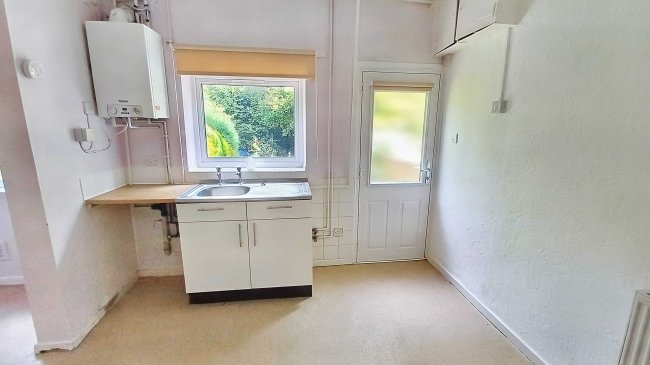 29 Belgrave Avenue, Congleton, Crewe, Cheshire, CW12 1HS 4