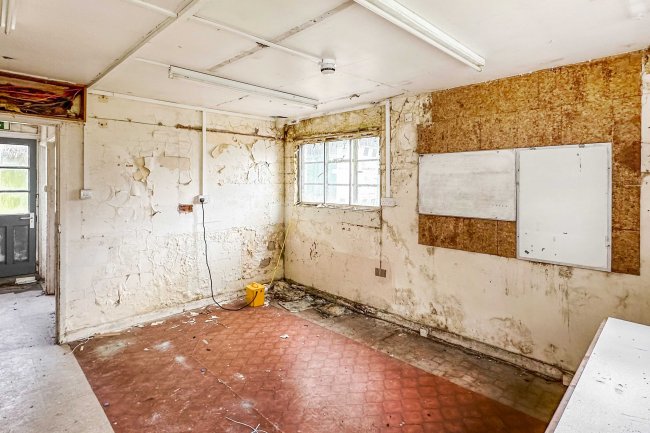 Highway Cottage, 65 Chishill Road, Heydon, Royston, Hertfordshire, SG8 8PN 6