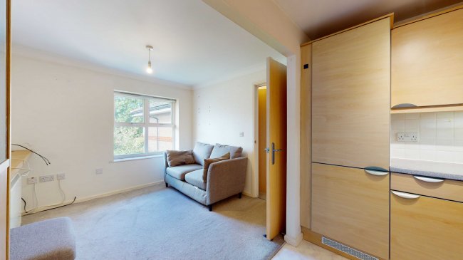 12 Garner Court, Douglas Road, Stanwell, Staines-upon-Thames, Surrey, TW19 7HB 10