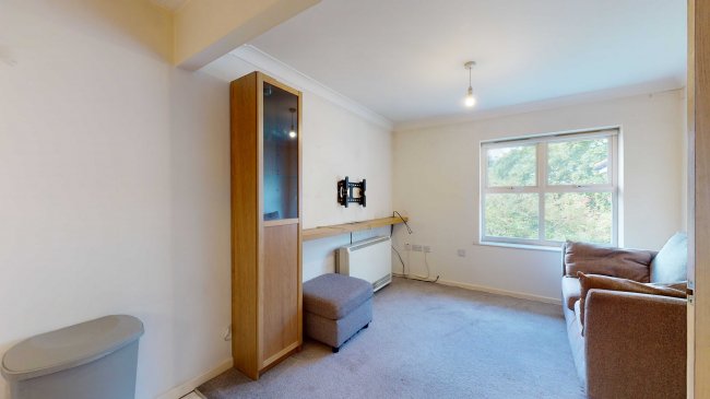 12 Garner Court, Douglas Road, Stanwell, Staines-upon-Thames, Surrey, TW19 7HB 10