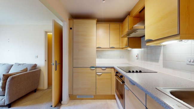 12 Garner Court, Douglas Road, Stanwell, Staines-upon-Thames, Surrey, TW19 7HB 10