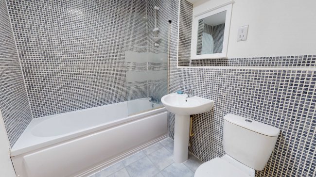 12 Garner Court, Douglas Road, Stanwell, Staines-upon-Thames, Surrey, TW19 7HB 10