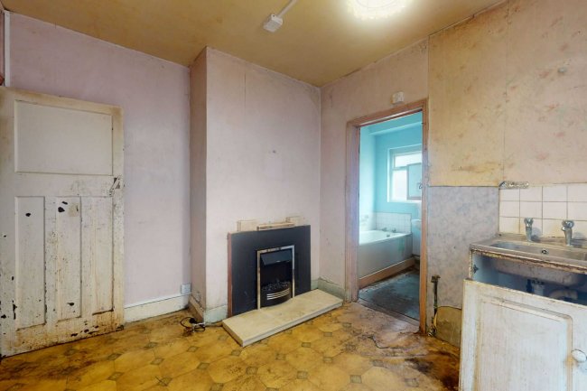 Flat 19, 18-21 Denton Street, Wandsworth, London SW18 2JR 8