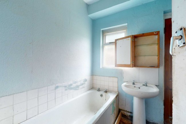 Flat 19, 18-21 Denton Street, Wandsworth, London SW18 2JR 8