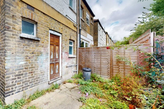 Flat 19, 18-21 Denton Street, Wandsworth, London SW18 2JR 8