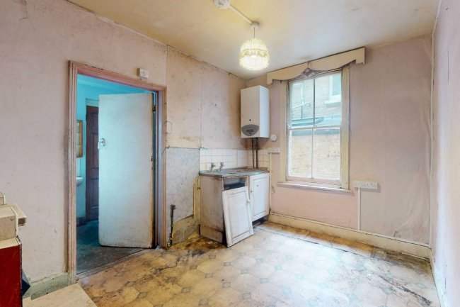 Flat 19, 18-21 Denton Street, Wandsworth, London SW18 2JR 8