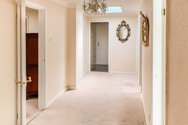 8 Fetherston Grange, Glasshouse Lane, Hockley Heath, B94 6PX 2