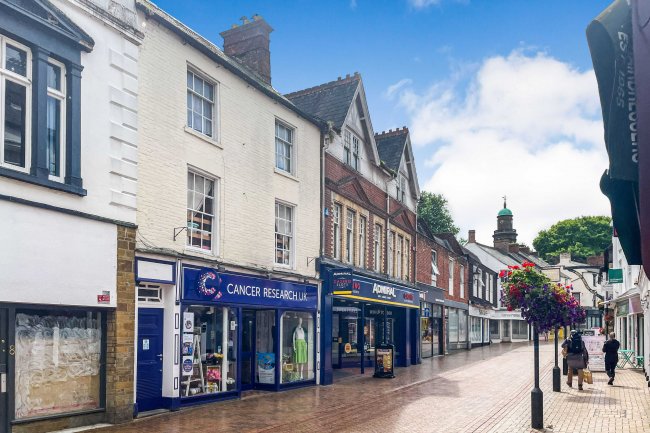 10-11 Parsons Street, Banbury, OX16 5LW 2