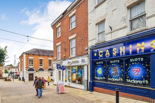 2A Castle Street, Hinckley, LE10 1DB 4