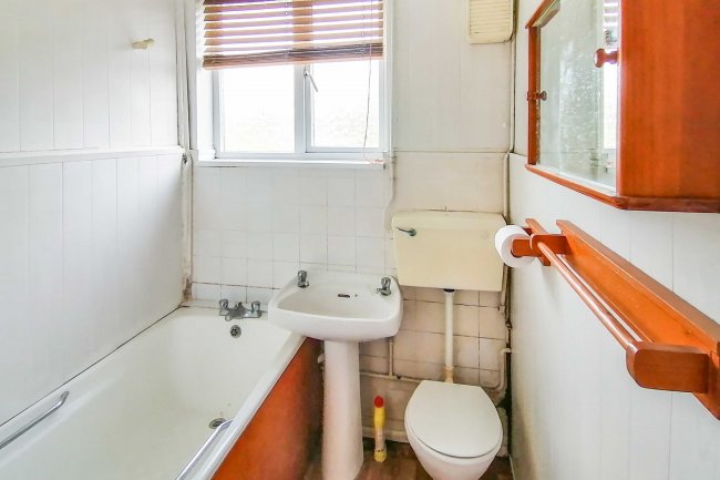 359 Harrow View, Harrow, Middlesex, HA2 6QN 10