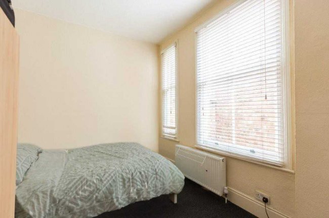 270-276 Muswell Hill Broadway, London N10 2QR 6