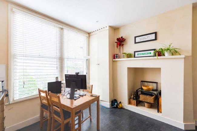 270-276 Muswell Hill Broadway, London N10 2QR 6