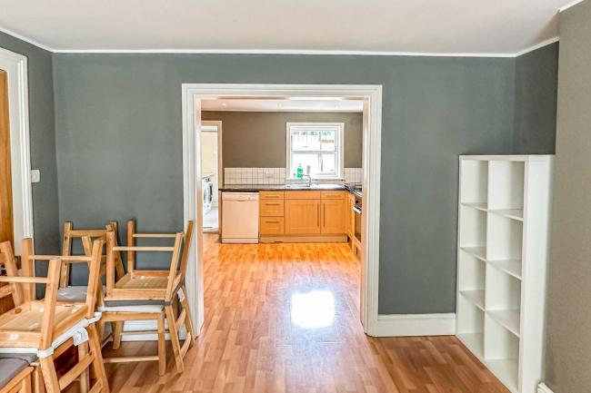 13 Woodstock Terrace, Canary Wharf, London E14 0AD 3