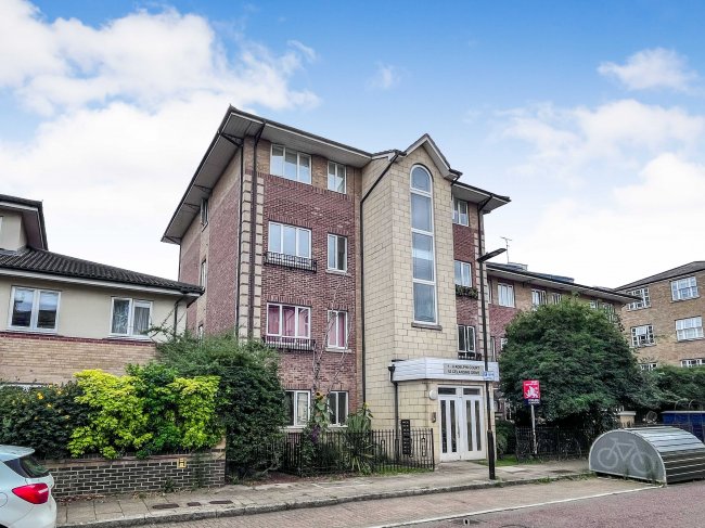 Flat 8 Adelphi Court, 53 Celandine Drive, London, E8 3XF 8