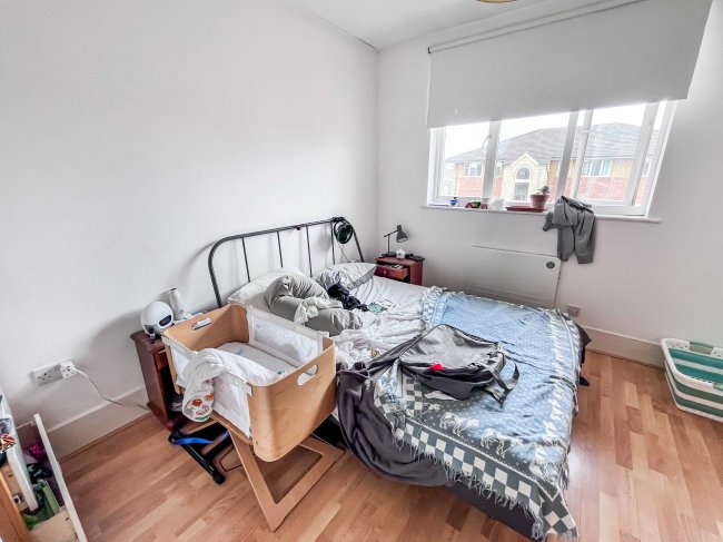 Flat 8 Adelphi Court, 53 Celandine Drive, London, E8 3XF 8
