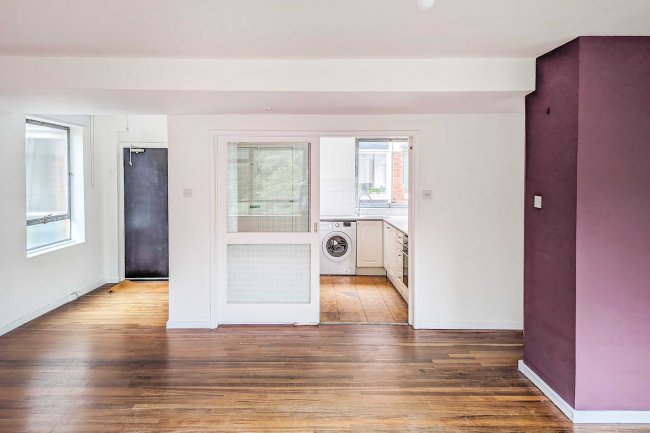 Flat 34 Marlowe Court, Lymer Avenue, London SE19 1LP 1