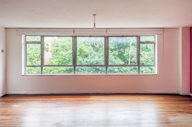 Flat 34 Marlowe Court, Lymer Avenue, London SE19 1LP 1