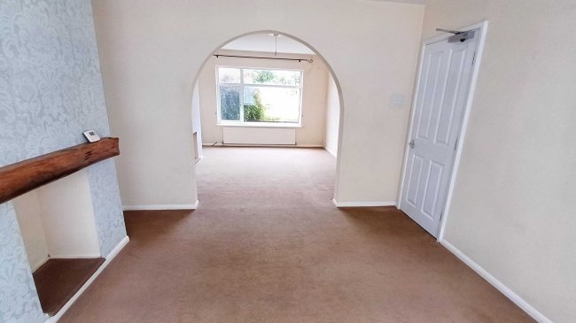 220 Chesterfield Road, Grassmoor, Chesterfield, Derbyshire, S42 5EZ 2