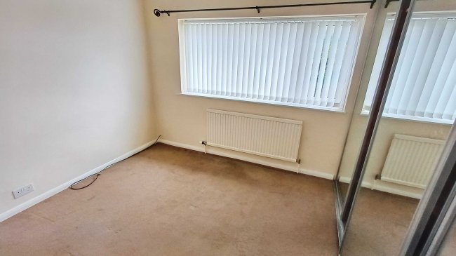 220 Chesterfield Road, Grassmoor, Chesterfield, Derbyshire, S42 5EZ 2